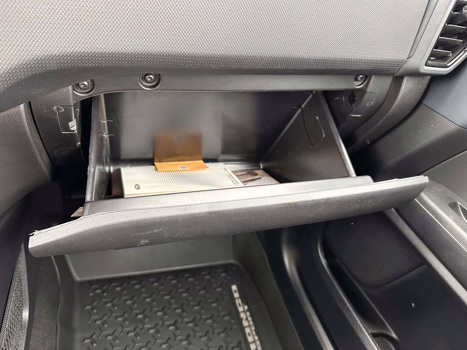 2024 Hot Pepper Red Metallic Tinted Clearcoat Ford Bronco Sport Heritage 4x4 4X4 SUV