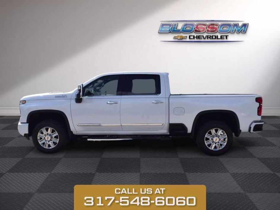 2026 Polar White Chevrolet Silverado 2500HD High Country 4X4 Truck