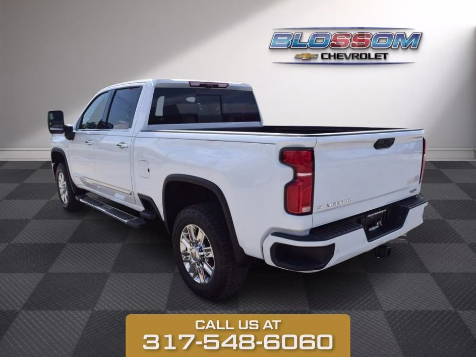 2026 Polar White Chevrolet Silverado 2500HD High Country 4X4 Truck