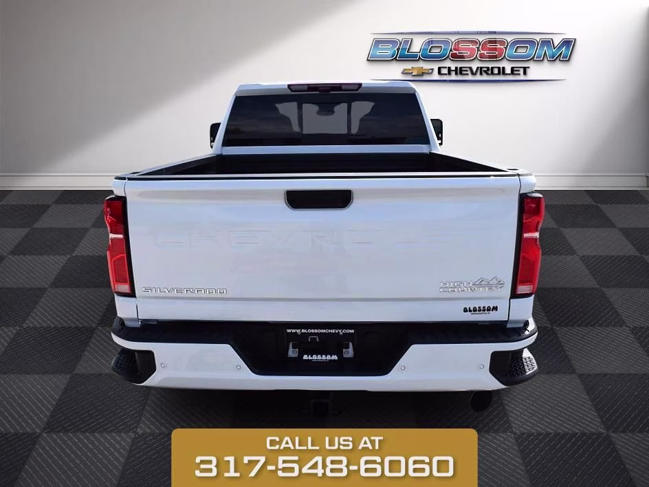 2026 Polar White Chevrolet Silverado 2500HD High Country 4X4 Truck