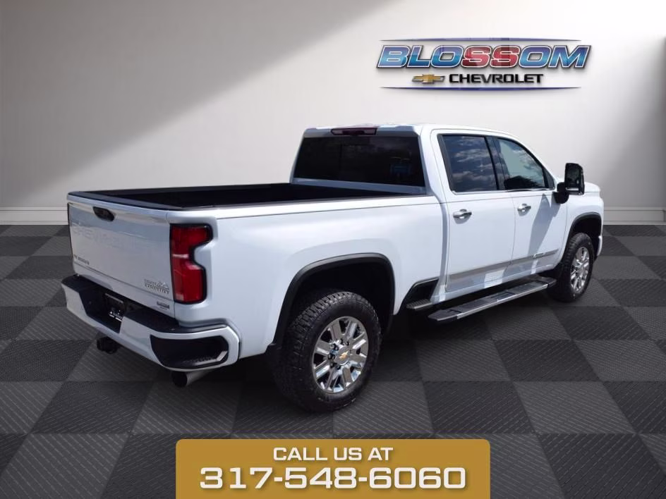2026 Polar White Chevrolet Silverado 2500HD High Country 4X4 Truck