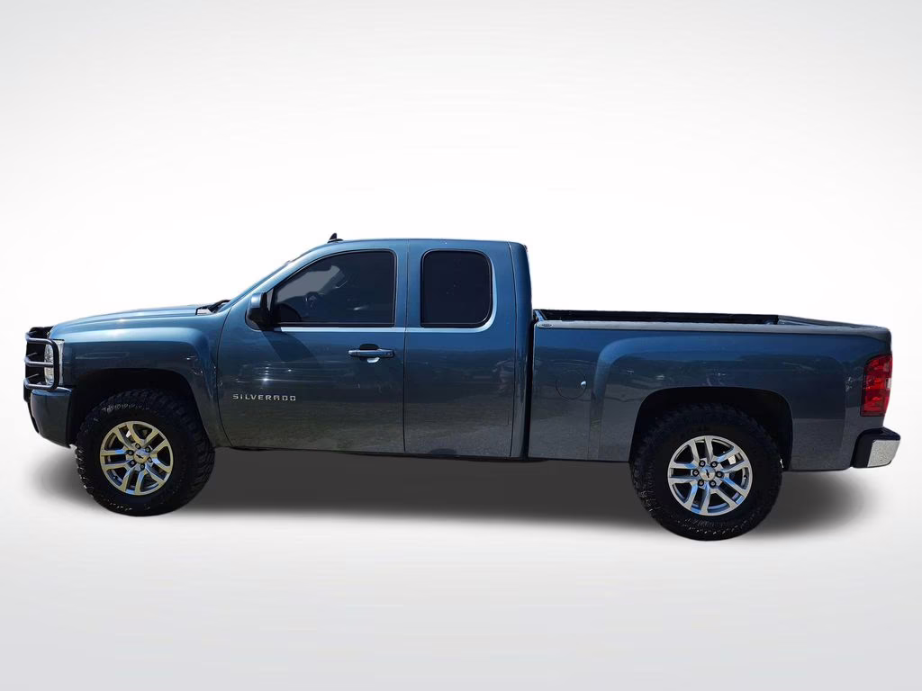 2011 Blue Granite Metallic Chevrolet Silverado 1500 LT RWD Truck