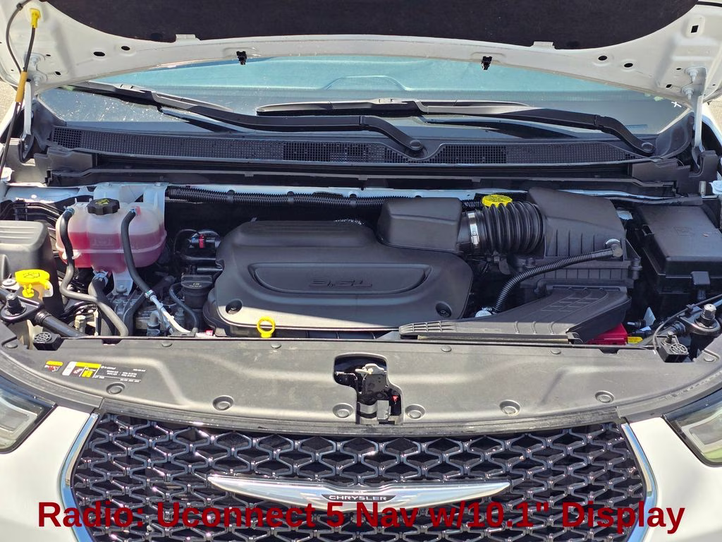 2024 Bright White Clearcoat Chrysler Pacifica Limited FWD Van