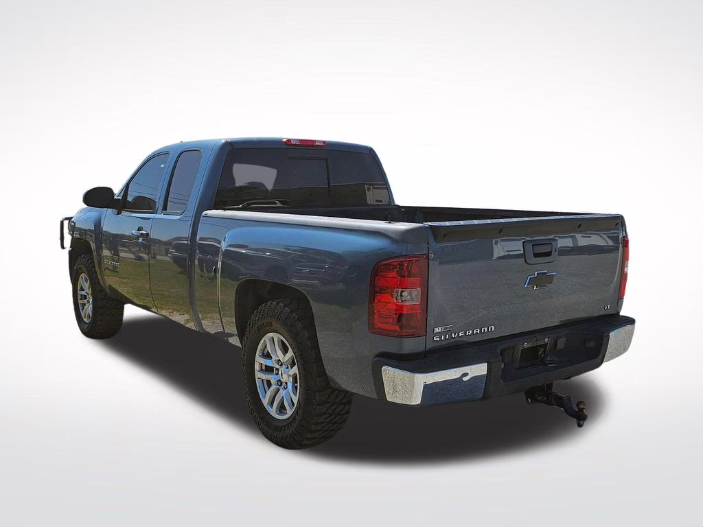 2011 Blue Granite Metallic Chevrolet Silverado 1500 LT RWD Truck