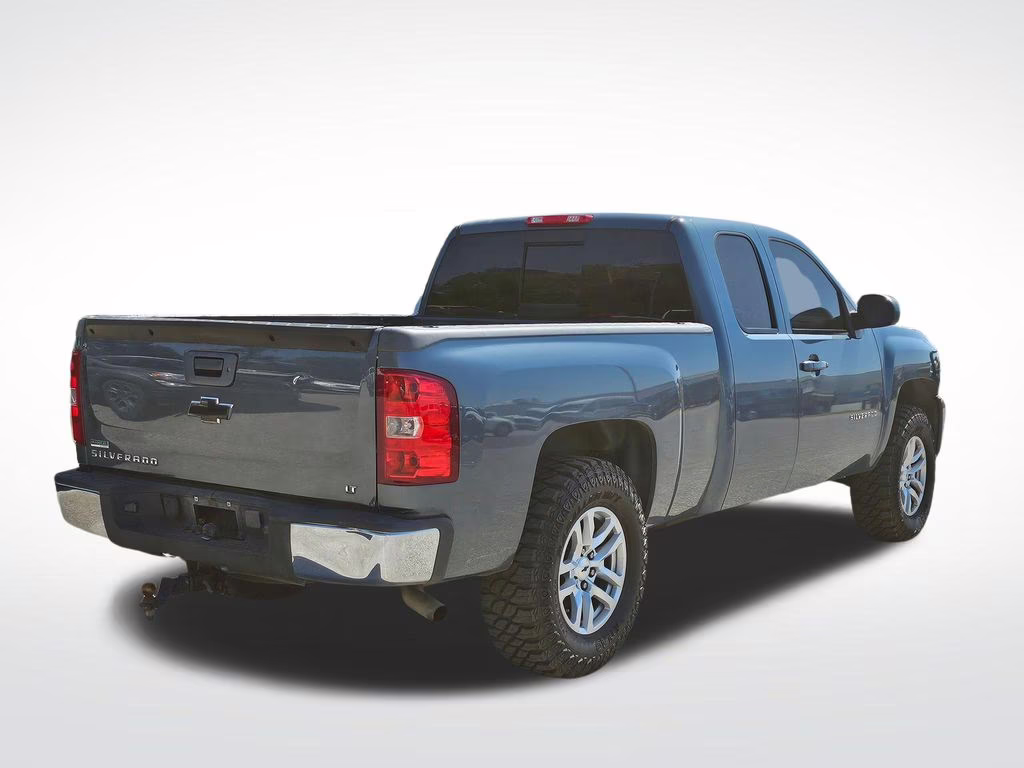 2011 Blue Granite Metallic Chevrolet Silverado 1500 LT RWD Truck