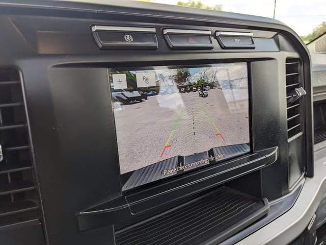 2023 Oxford White Ford Super Duty F-250 SRW XL 4X4 Truck