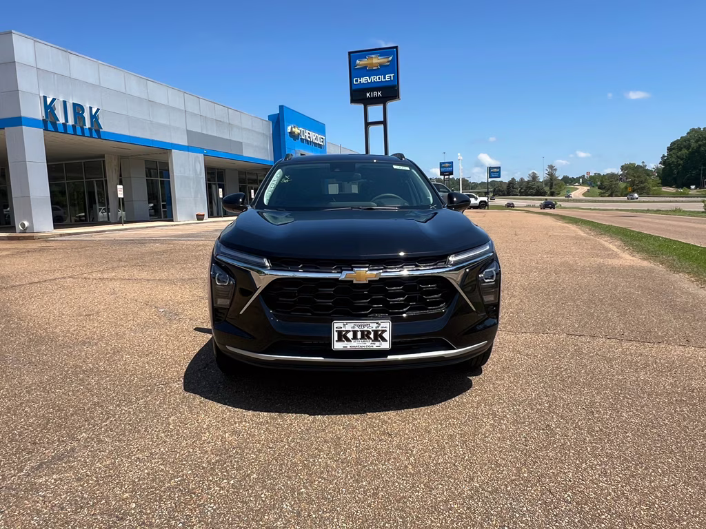 2026 Mosaic Black Metallic Chevrolet Trax LT FWD SUV