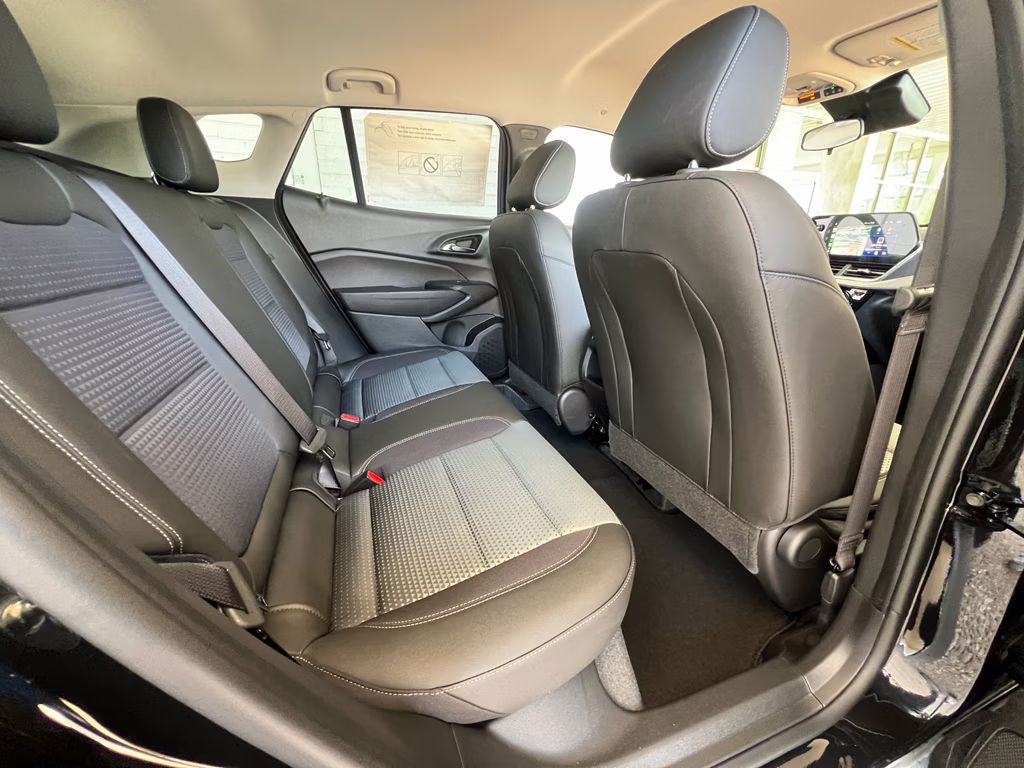 2026 Mosaic Black Metallic Chevrolet Trax LT FWD SUV