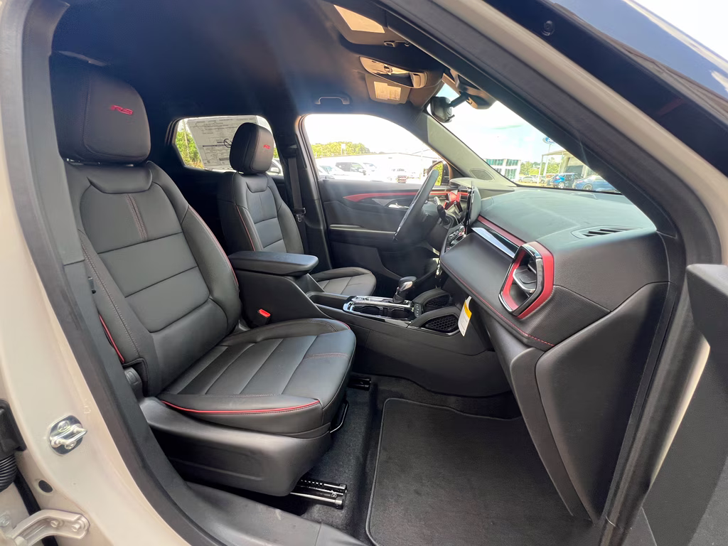 2026 White Sands Chevrolet Trailblazer RS FWD SUV