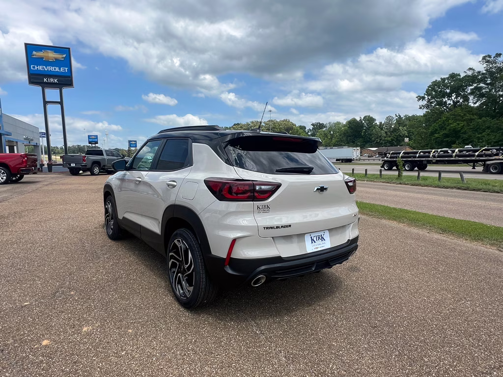 2026 White Sands Chevrolet Trailblazer RS FWD SUV