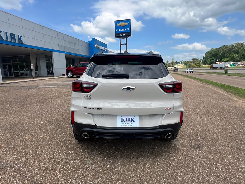 2026 White Sands Chevrolet Trailblazer RS FWD SUV