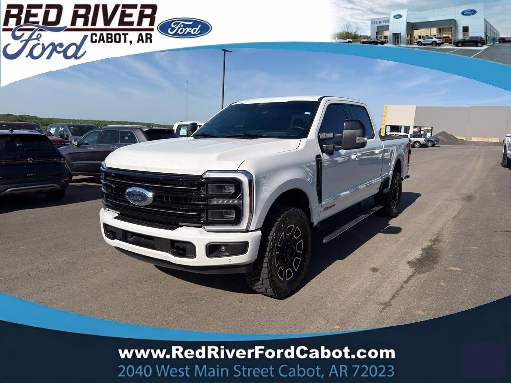 2025 Star White Metallic Tri-Coat Ford Super Duty F-250 SRW Platinum 4X4 Truck