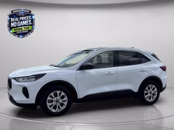 2024 Oxford White Ford Escape Active FWD SUV