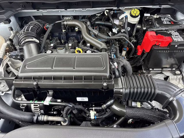 2024 Oxford White Ford Escape Active FWD SUV