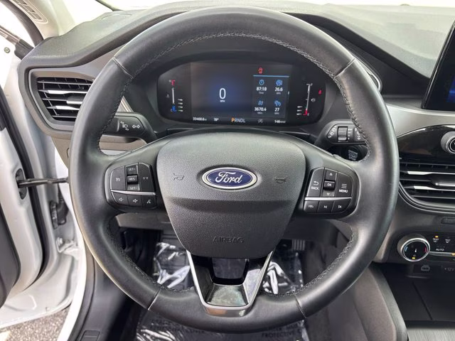 2024 Oxford White Ford Escape Active FWD SUV