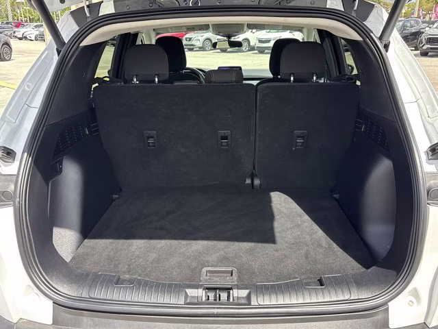2024 Oxford White Ford Escape Active FWD SUV