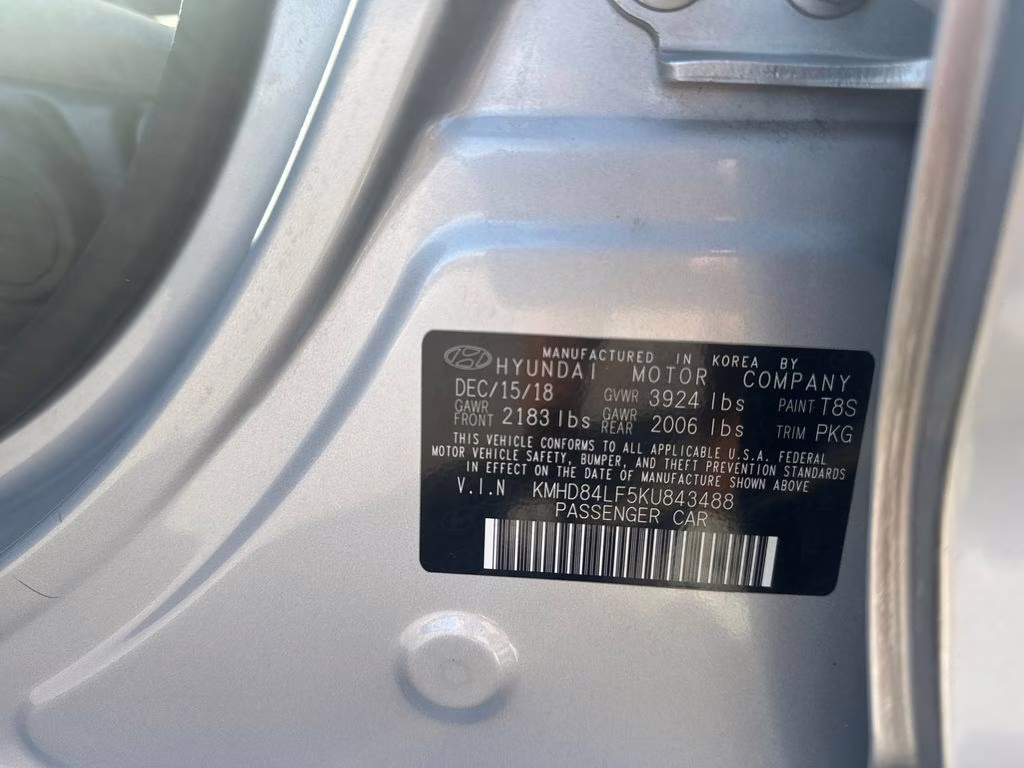 2019 Symphony Silver Hyundai Elantra SEL FWD Sedan