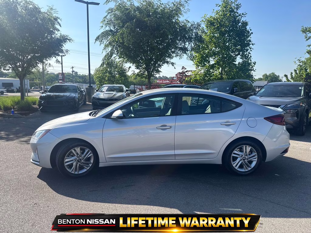 2019 Symphony Silver Hyundai Elantra SEL FWD Sedan
