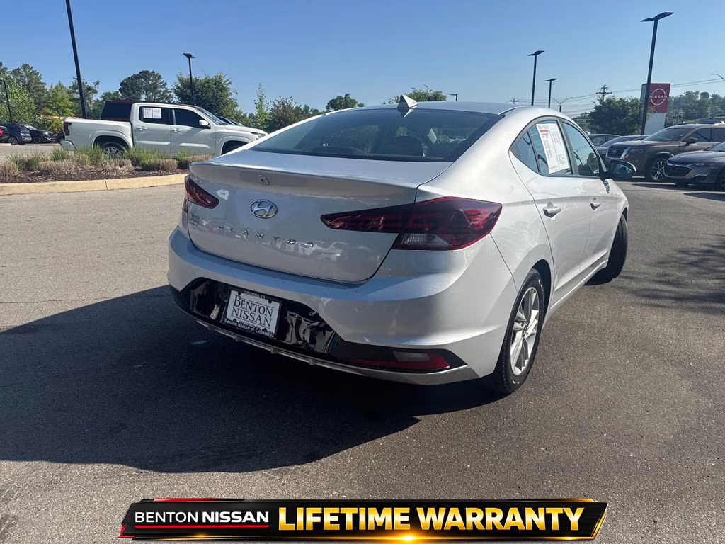 2019 Symphony Silver Hyundai Elantra SEL FWD Sedan