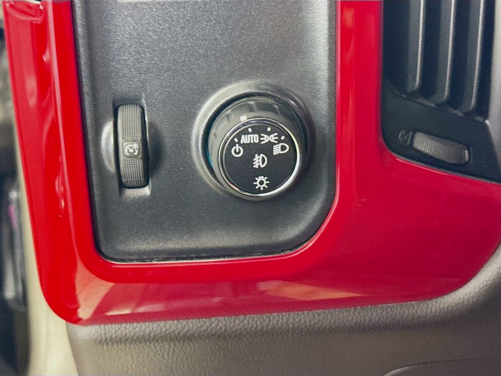 2015 Brownstone Metallic Chevrolet Silverado 1500 LT RWD Truck
