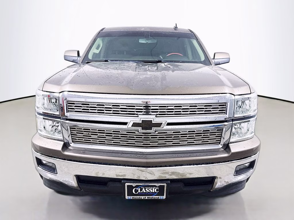 2015 Brownstone Metallic Chevrolet Silverado 1500 LT RWD Truck