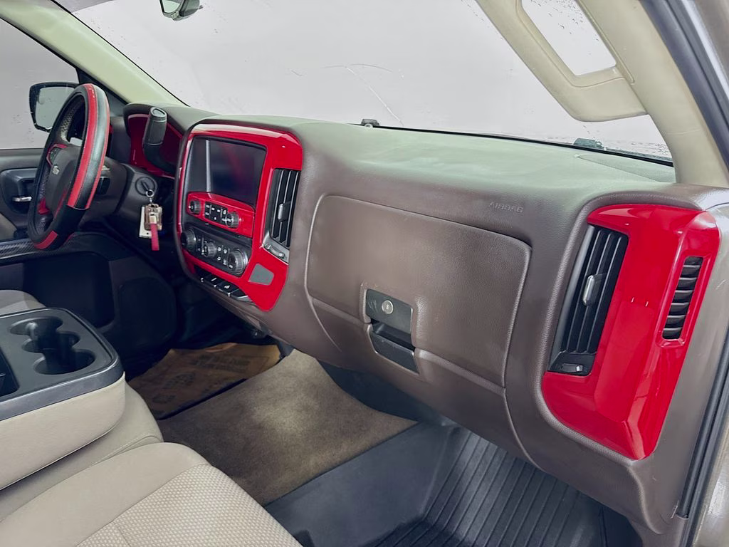 2015 Brownstone Metallic Chevrolet Silverado 1500 LT RWD Truck