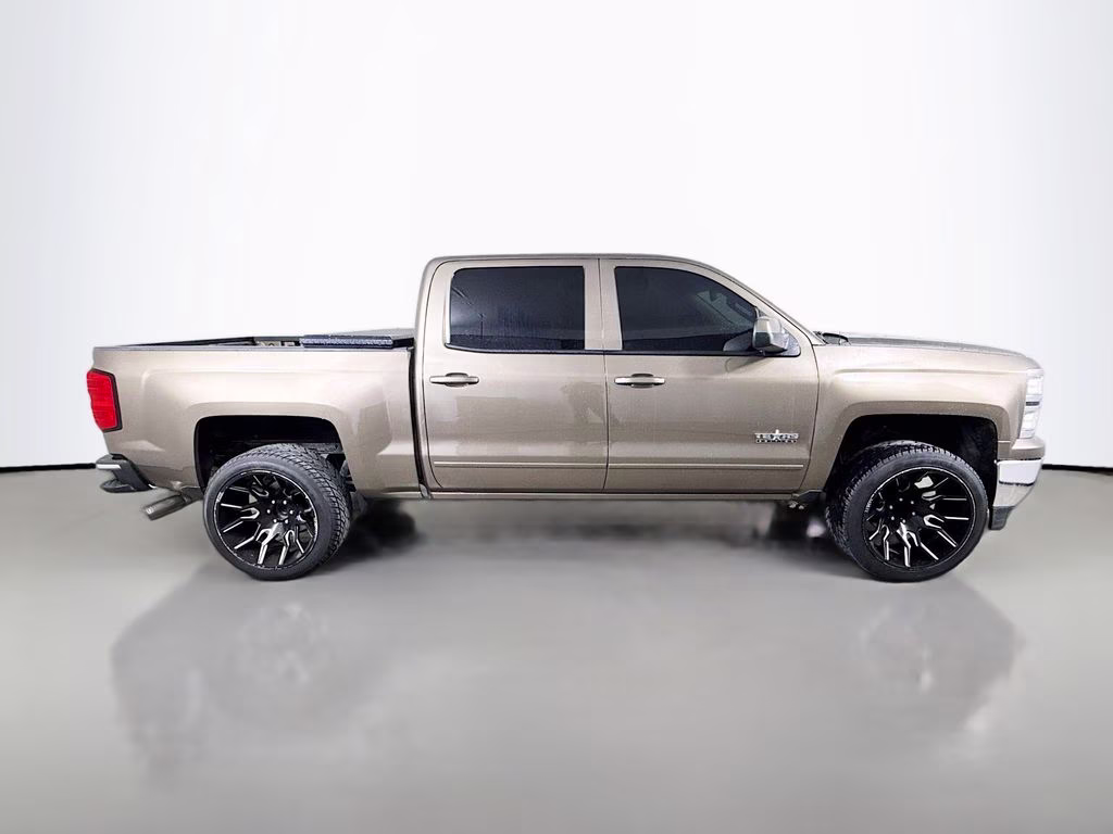 2015 Brownstone Metallic Chevrolet Silverado 1500 LT RWD Truck