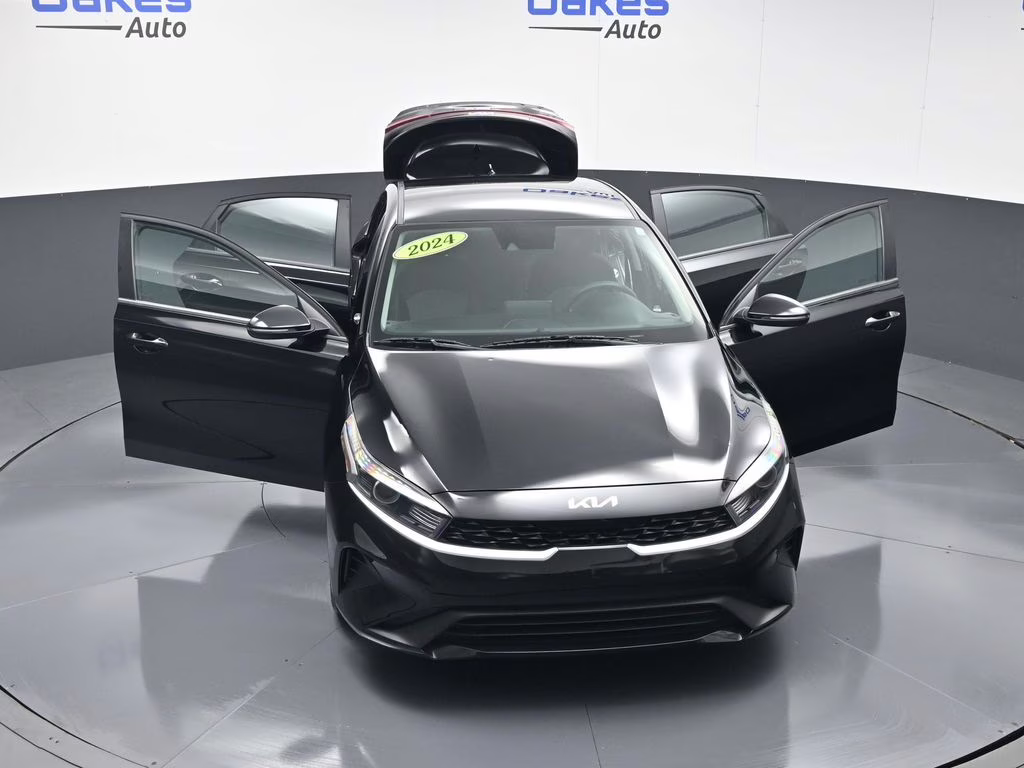 2024 Aurora Black Pearl Kia Forte LXS FWD Sedan