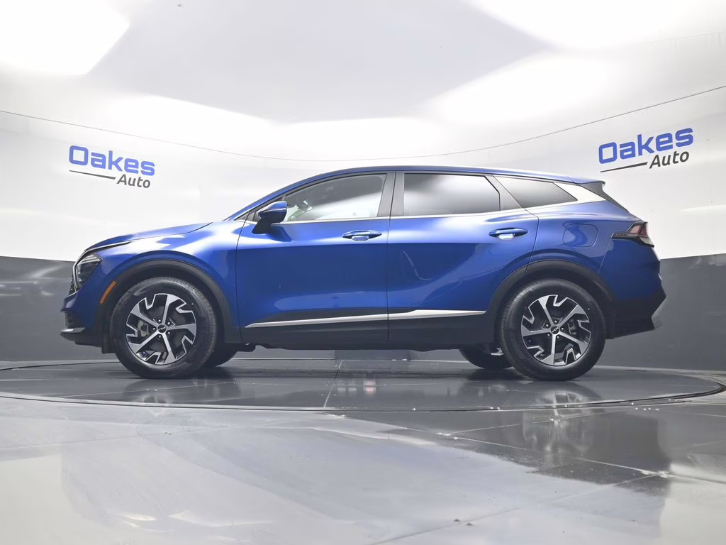 2025 Sapphire Blue Kia Sportage EX FWD SUV