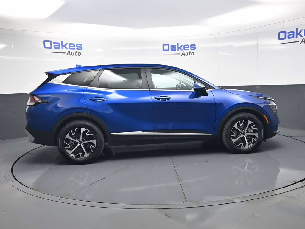 2025 Sapphire Blue Kia Sportage EX FWD SUV