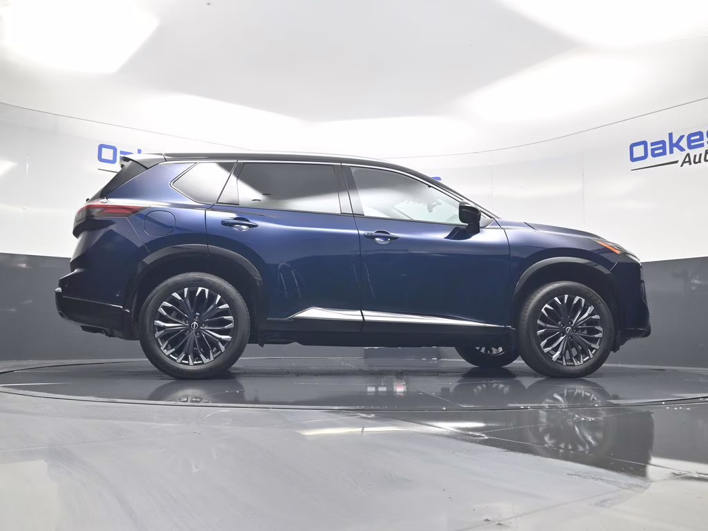 2024 Deep Ocean Blue Pearl/Super Black Nissan Rogue Platinum AWD SUV