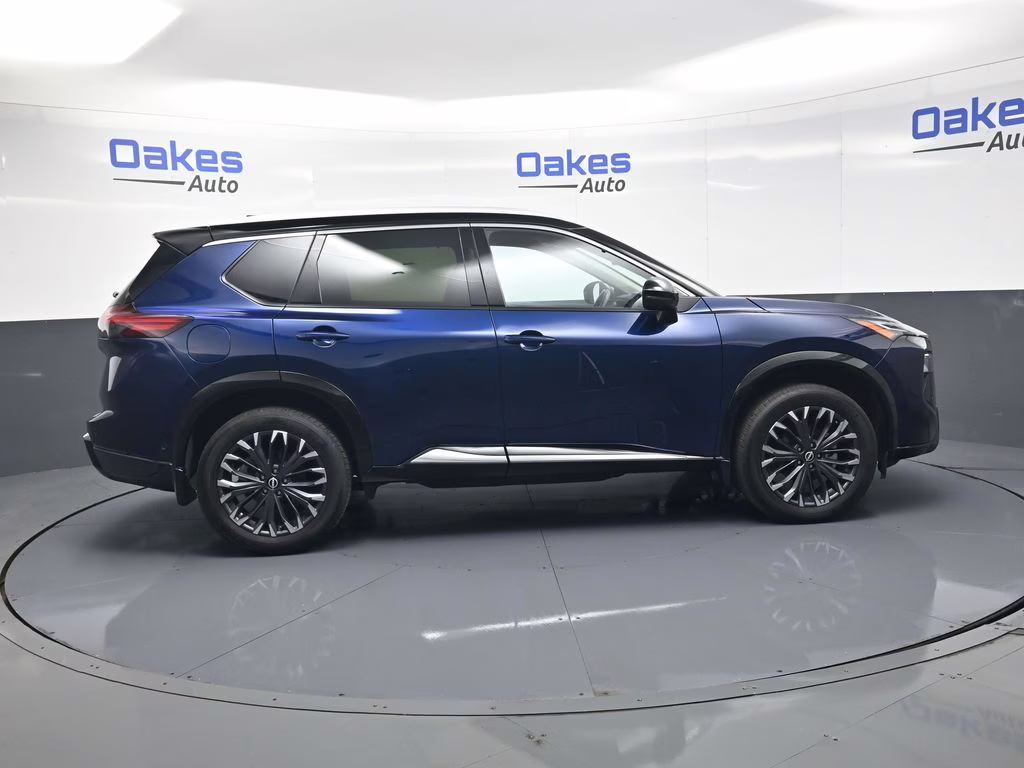 2024 Deep Ocean Blue Pearl/Super Black Nissan Rogue Platinum AWD SUV