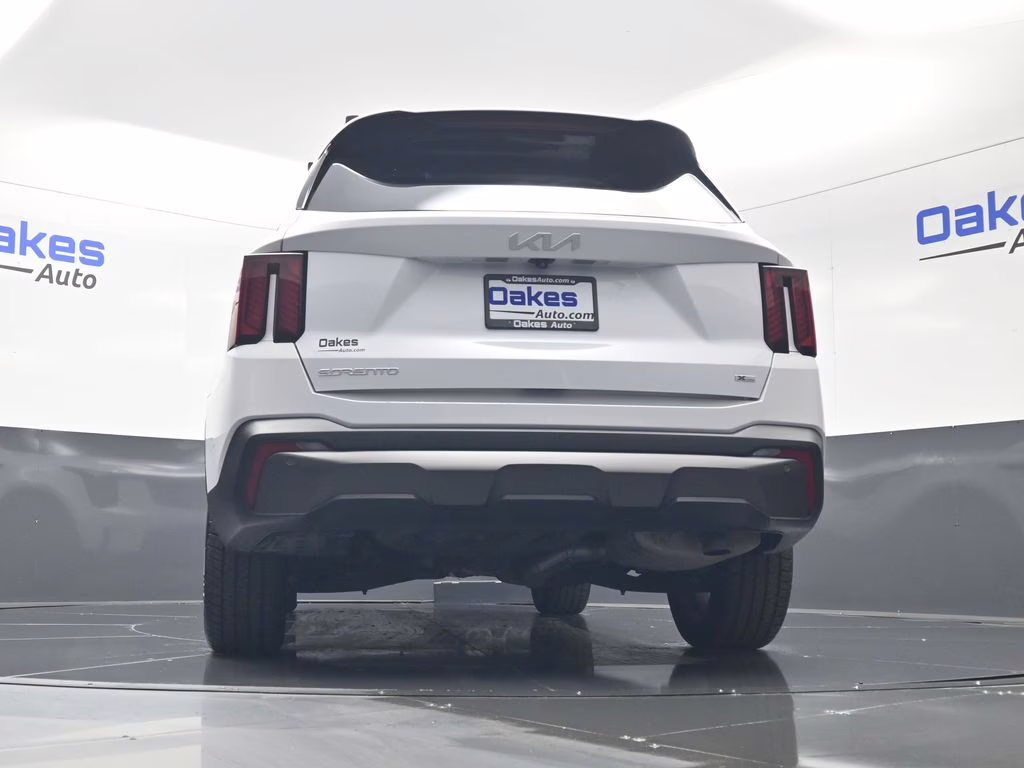 2024 Glacial White Pearl Kia Sorento X-Line SX AWD SUV
