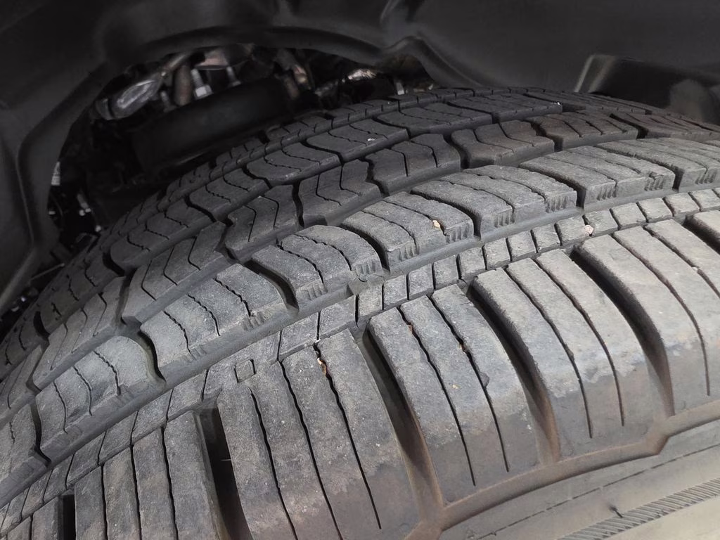 2025 Delmonico Red Pearlcoat Ram 1500 Laramie 4X4 Truck