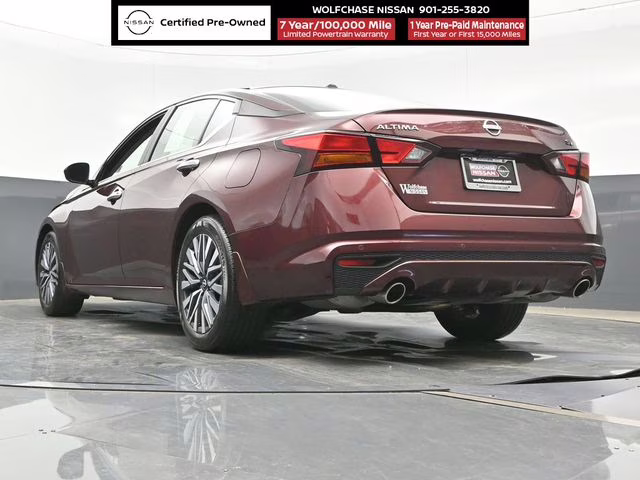 2024 Garnet Pearl Metallic Nissan Altima 2.5 SV FWD Sedan