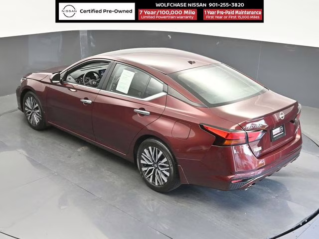 2024 Garnet Pearl Metallic Nissan Altima 2.5 SV FWD Sedan