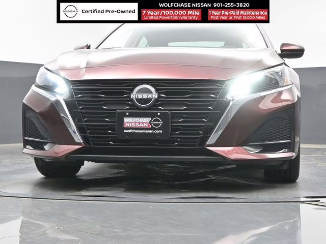 2024 Garnet Pearl Metallic Nissan Altima 2.5 SV FWD Sedan