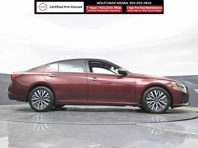 2024 Garnet Pearl Metallic Nissan Altima 2.5 SV FWD Sedan
