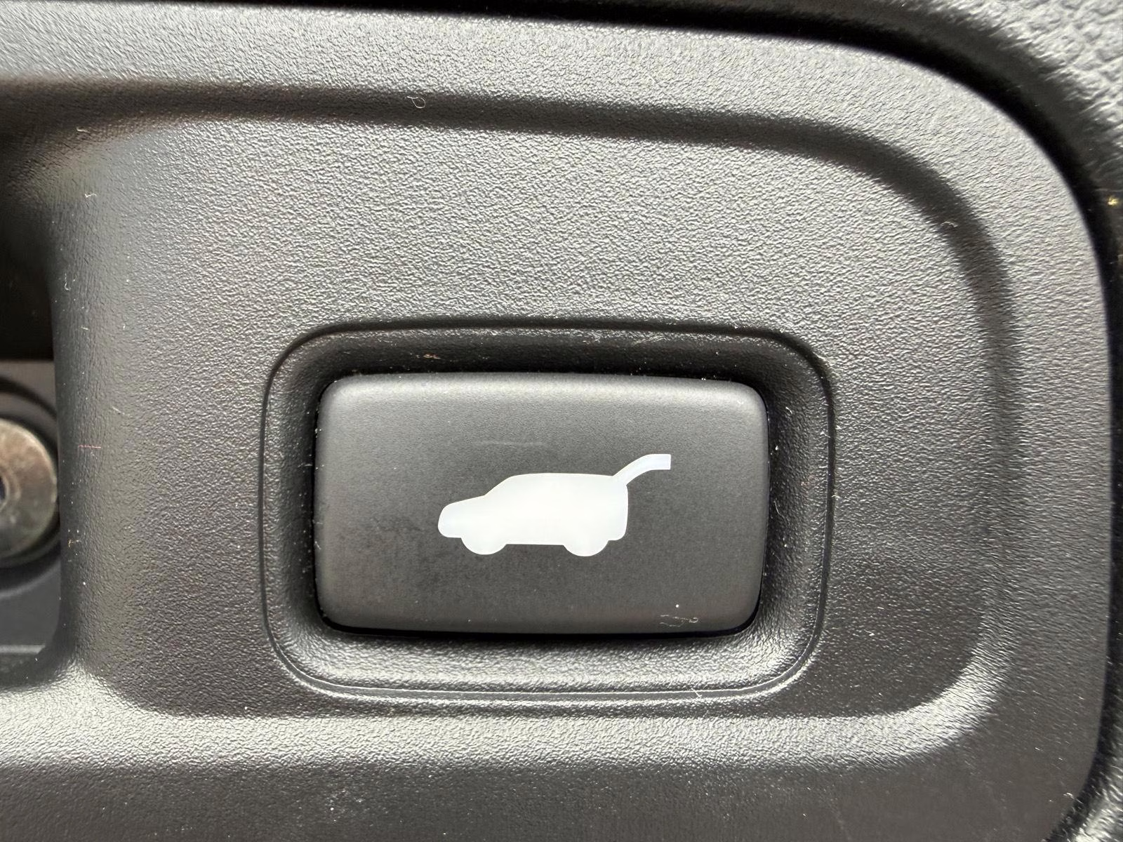 2022 Platinum White Pearl Honda Pilot TrailSport AWD SUV
