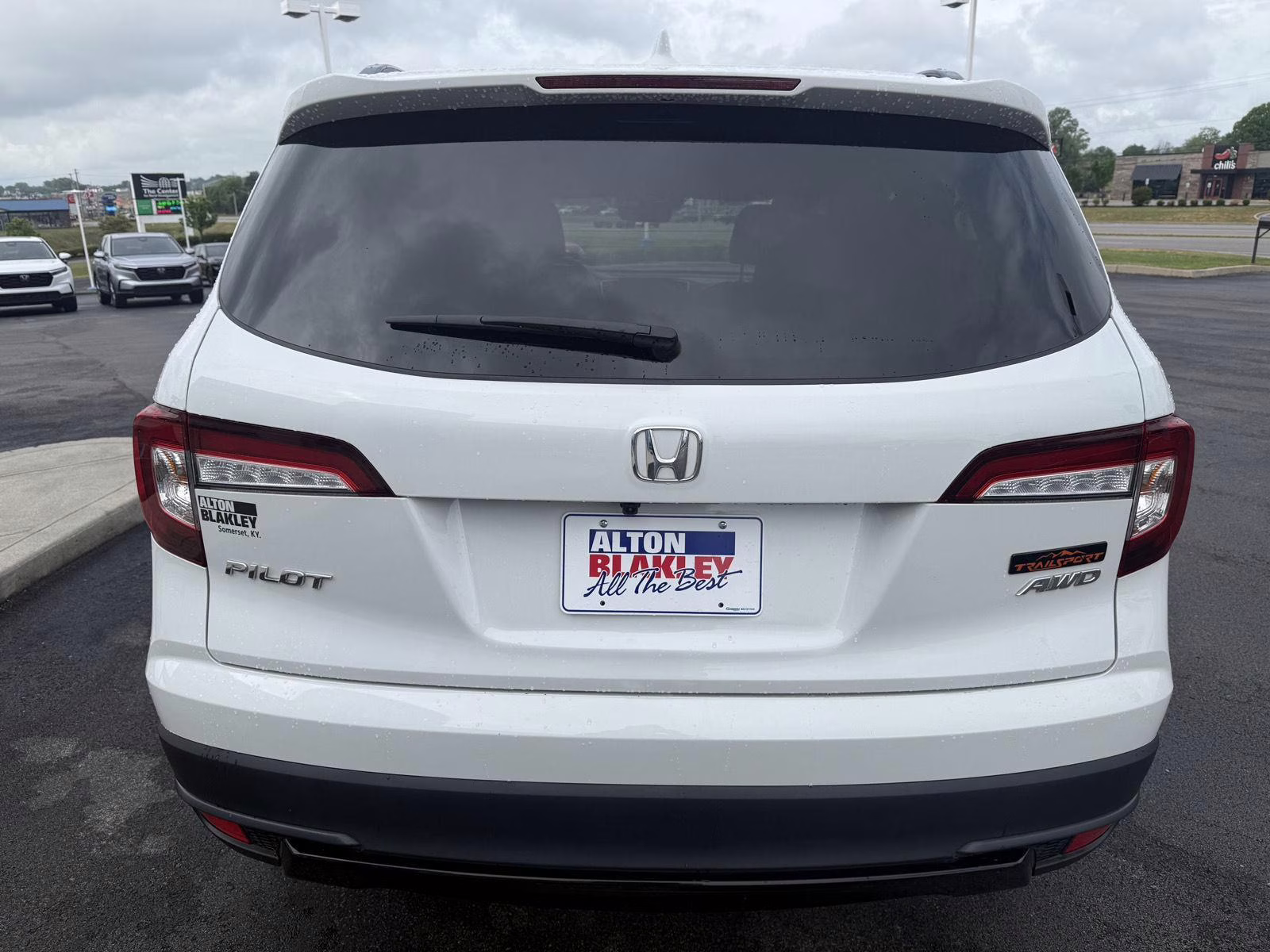 2022 Platinum White Pearl Honda Pilot TrailSport AWD SUV