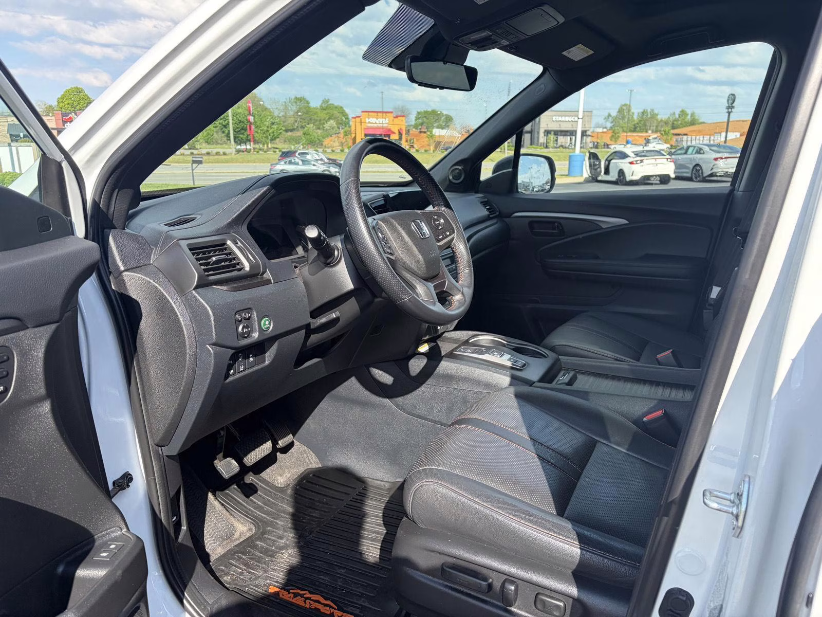 2022 Platinum White Pearl Honda Passport TrailSport AWD SUV