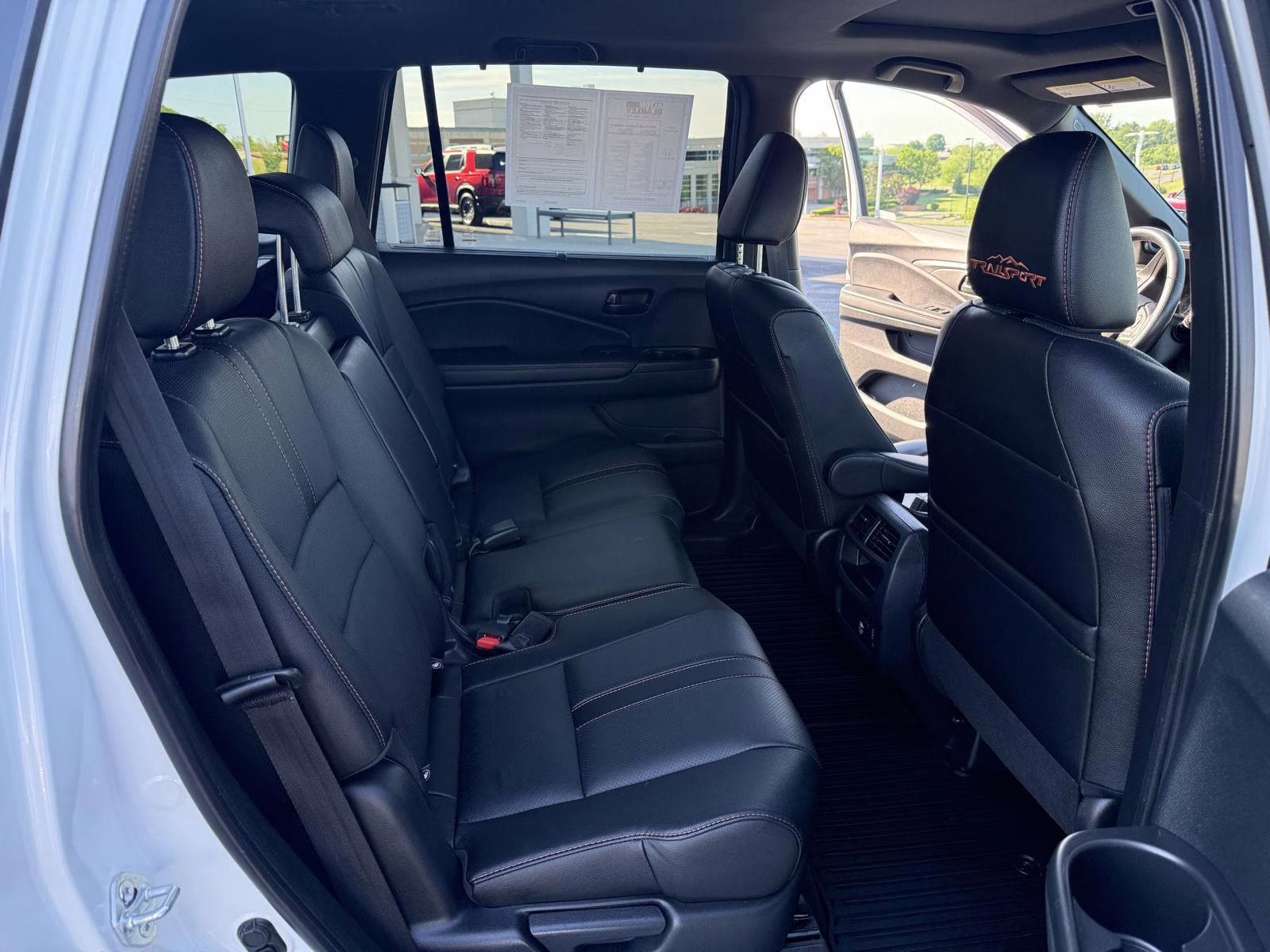 2022 Platinum White Pearl Honda Passport TrailSport AWD SUV
