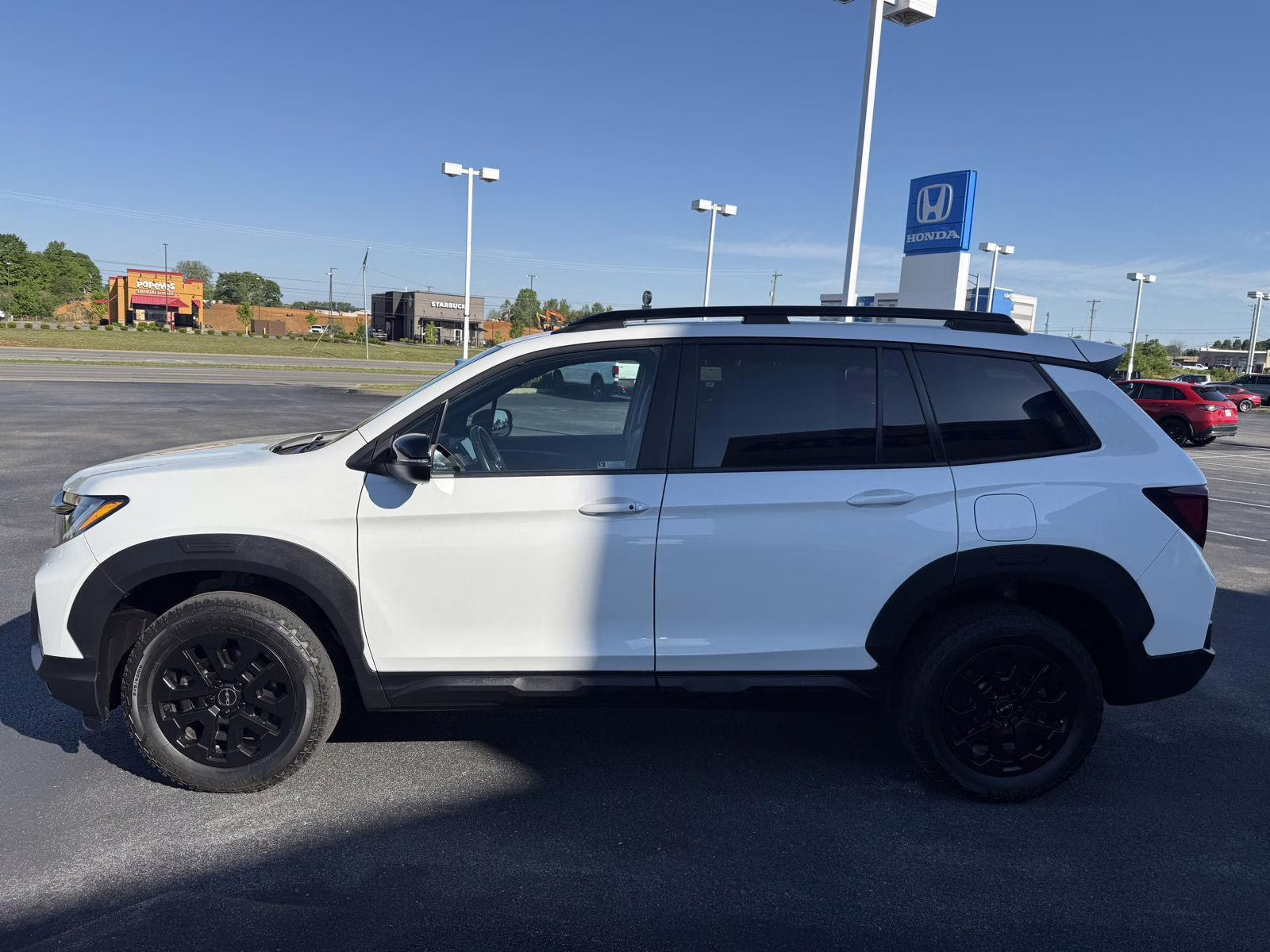 2022 Platinum White Pearl Honda Passport TrailSport AWD SUV