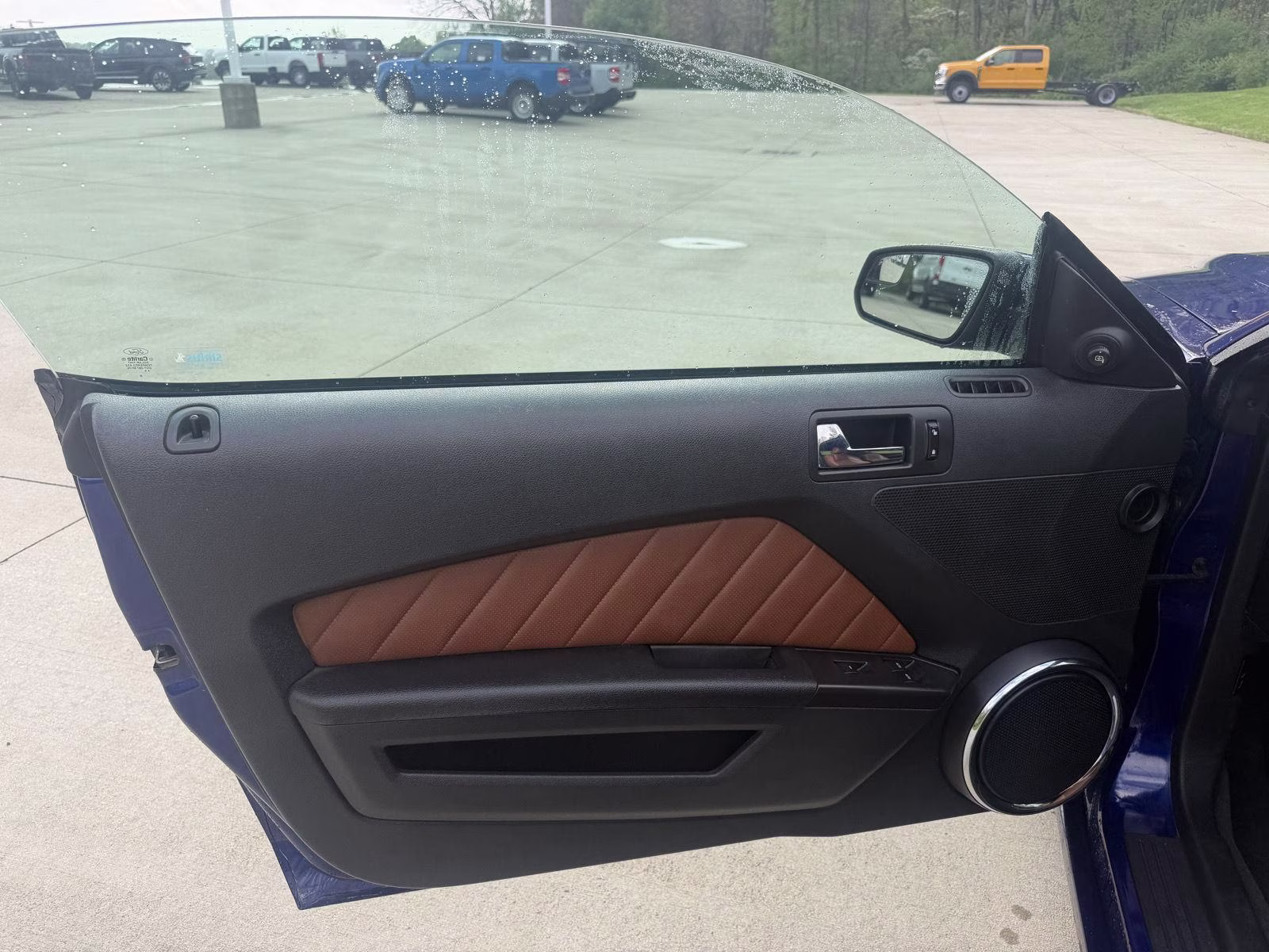 2014 Deep Impact Blue Metallic Ford Mustang V6 Premium RWD Convertible