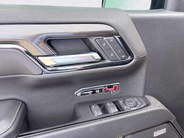 2022 Quicksilver Metallic GMC Sierra 1500 AT4 4X4 Truck
