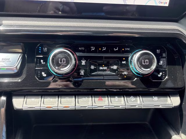 2022 Quicksilver Metallic GMC Sierra 1500 AT4 4X4 Truck