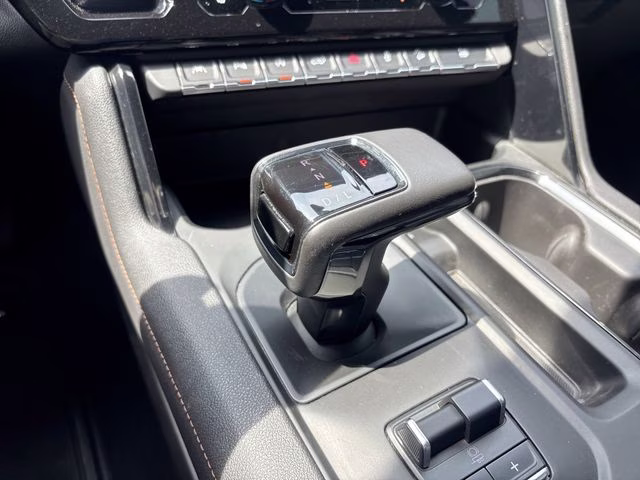 2022 Quicksilver Metallic GMC Sierra 1500 AT4 4X4 Truck