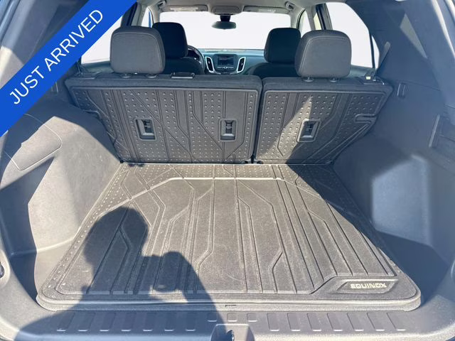 2024 Riptide Blue Chevrolet Equinox LT FWD SUV