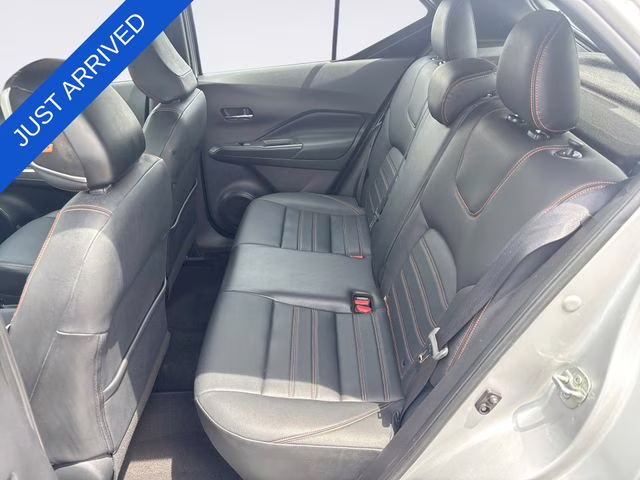 2019 Brilliant Silver Metallic Nissan Kicks SR FWD SUV