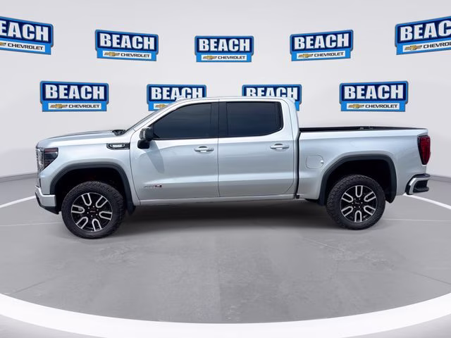 2022 Quicksilver Metallic GMC Sierra 1500 AT4 4X4 Truck